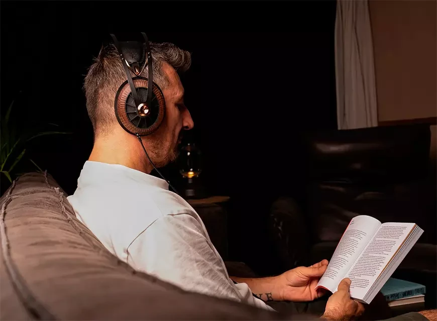 Meze 109 Pro Primal on-ear headphones