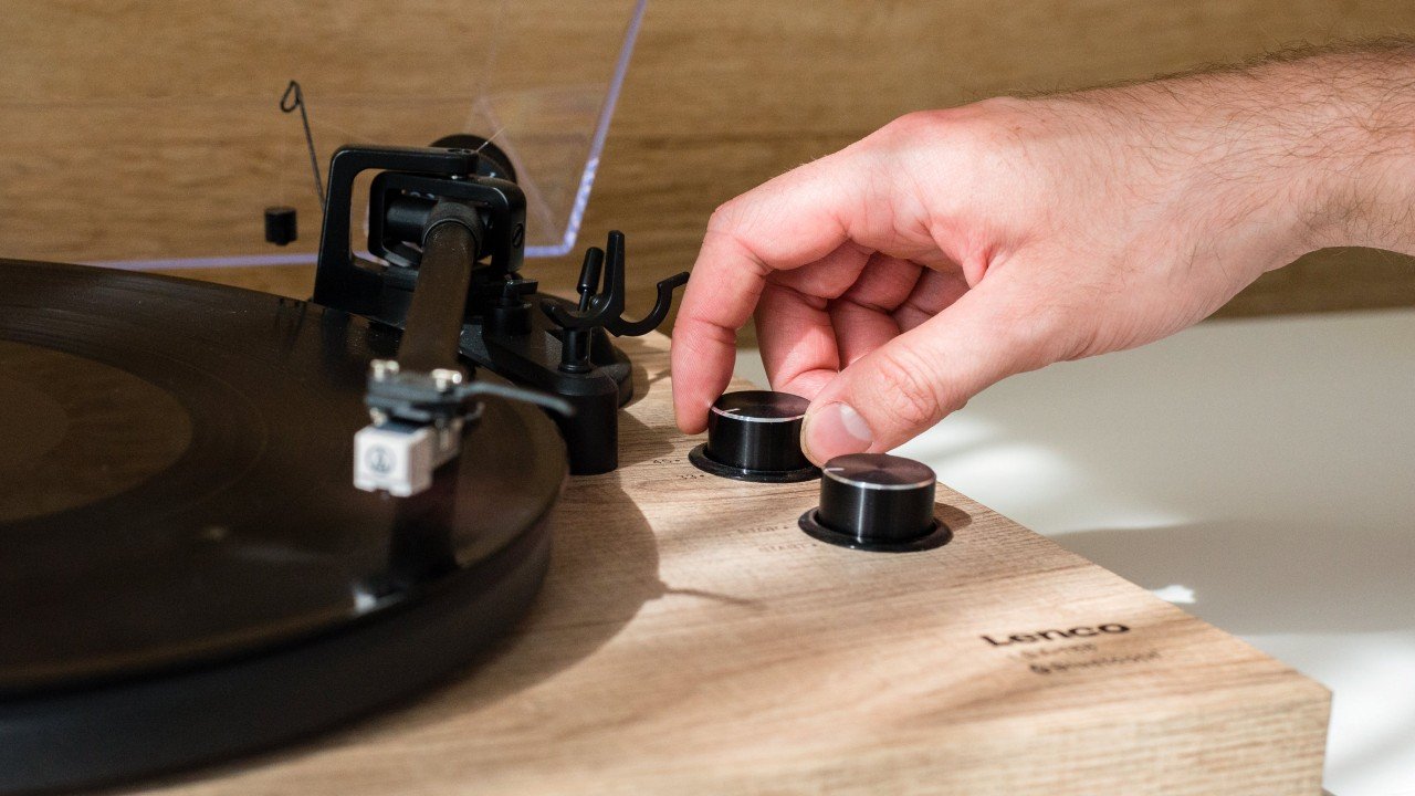 If you are a beginner at turntables, make sure not to purchase the most complex record player