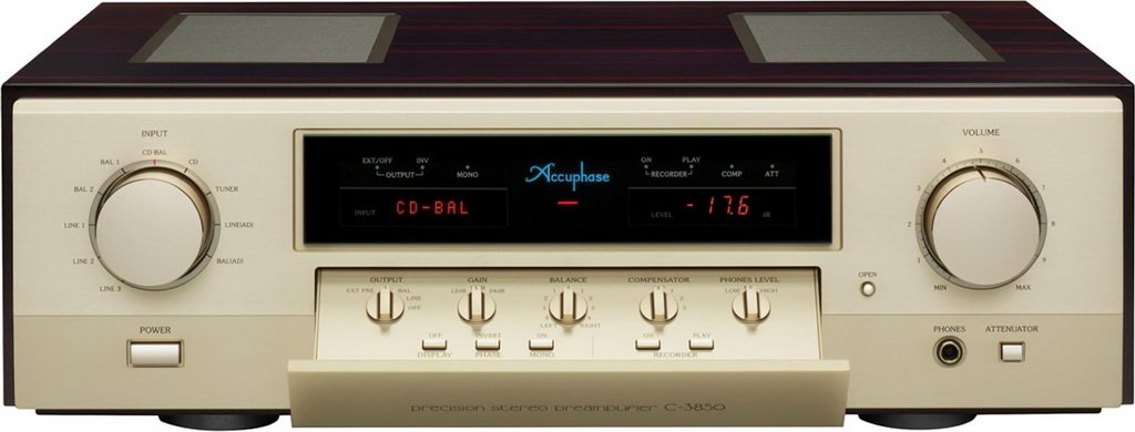 Accuphase C-3850 1.jpg