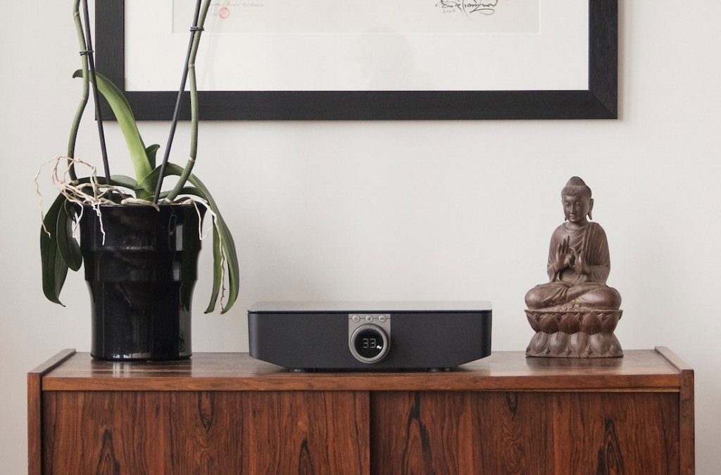 DALI-CALLISTO-6-C-Living-Room-Setup.jpg