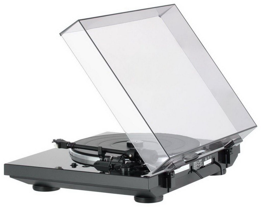 Denon DP-300F Black 3.jpg