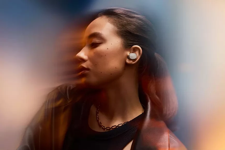 Bowers & Wilkins Pi8 TWS headphones