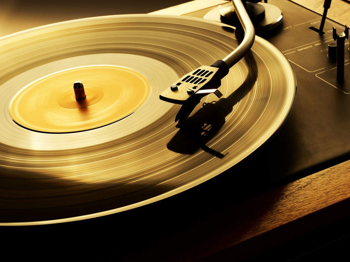 One of the main reasons for the renewed popularity of vinyl is, according to many, the better sound quality.