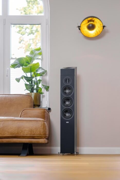 The series also include floorstanding speakers