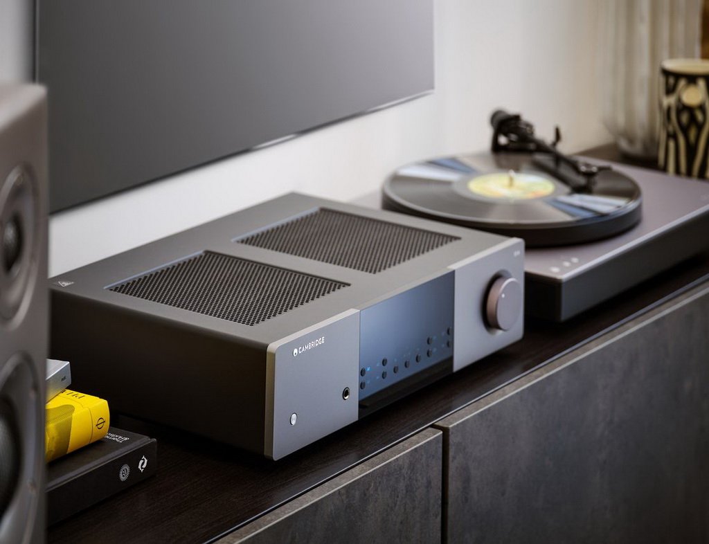 cambridge_audio_ex_a100_ambiente_alva_tt_2_hifi-regler.p1140x855.jpg