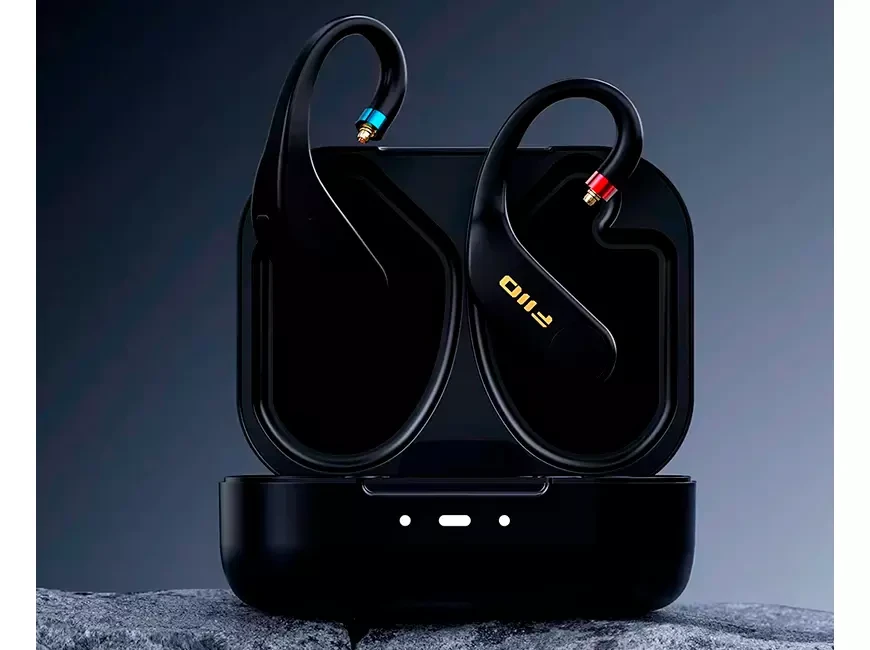 FiiO UTWS5 2025 – TWS adapter that will turn your wired headphones into wireless ones