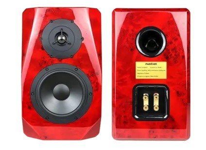 MUSICIAN Knight combines thoughtful engineering solutions and exquisite appearance, creating a unique listening experience.