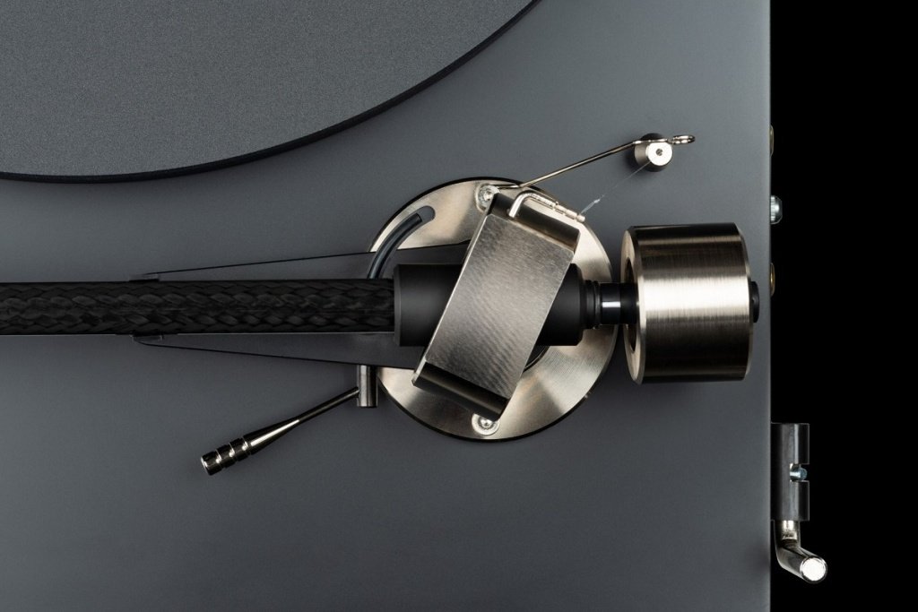 Tonearms for vinyl players. Basic principles and implementation options