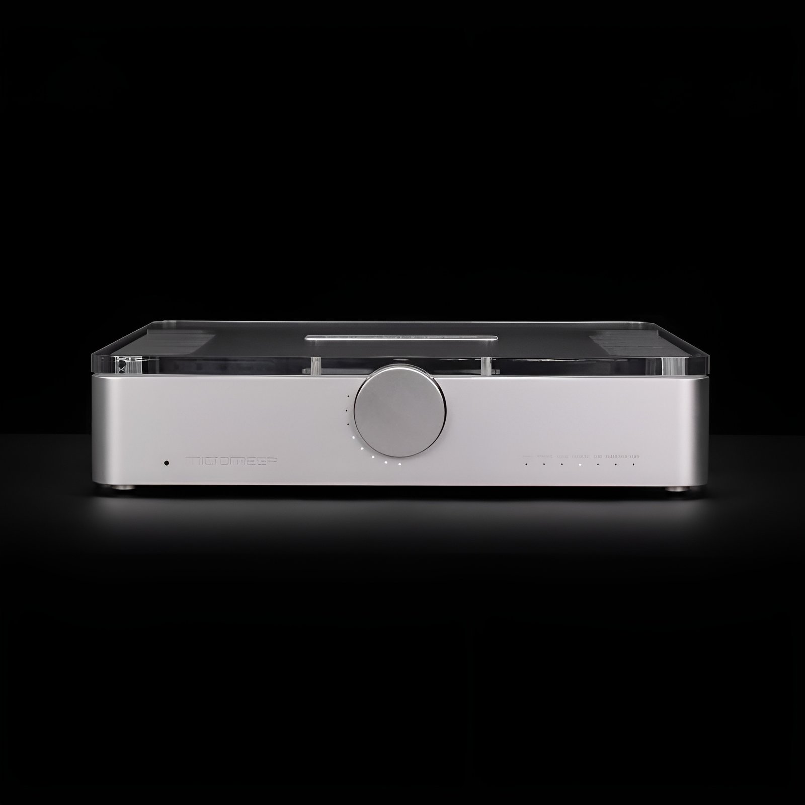 The device is built using a dual-mono topology, delivering 2 x 85W at 8 ohms or 2 x 105W at 4 ohms in Class AB. 