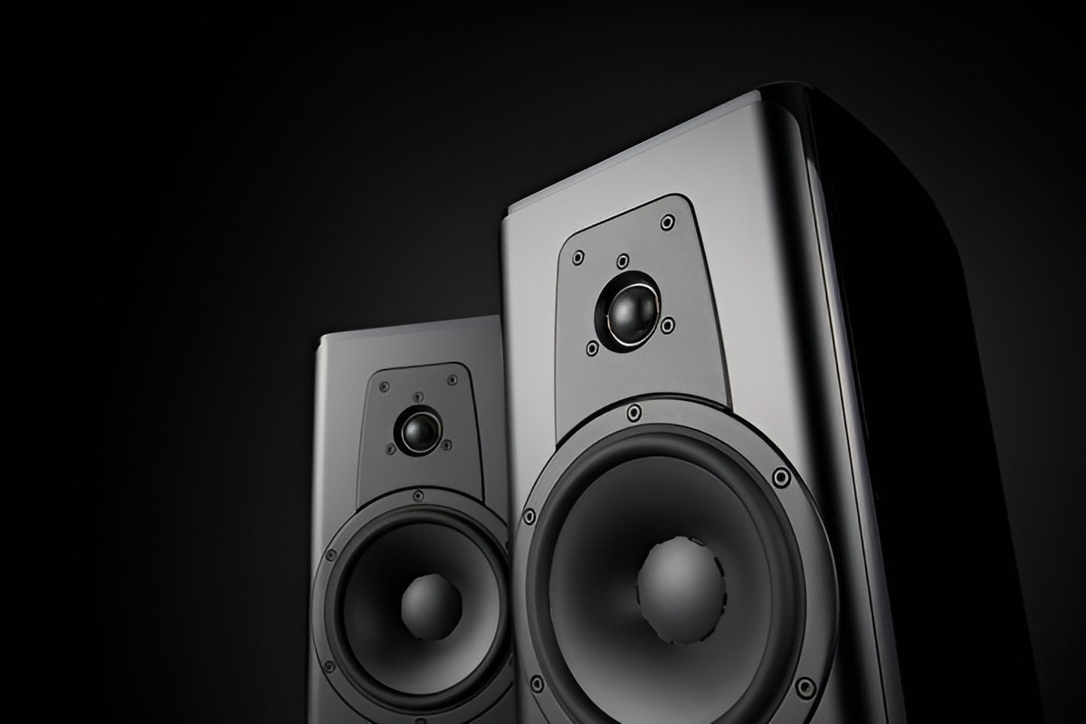 The actual product is certainly more appealing than the photos. Naturally, this product is meticulously manufactured at the company's Skanderborg, Denmark, factory.