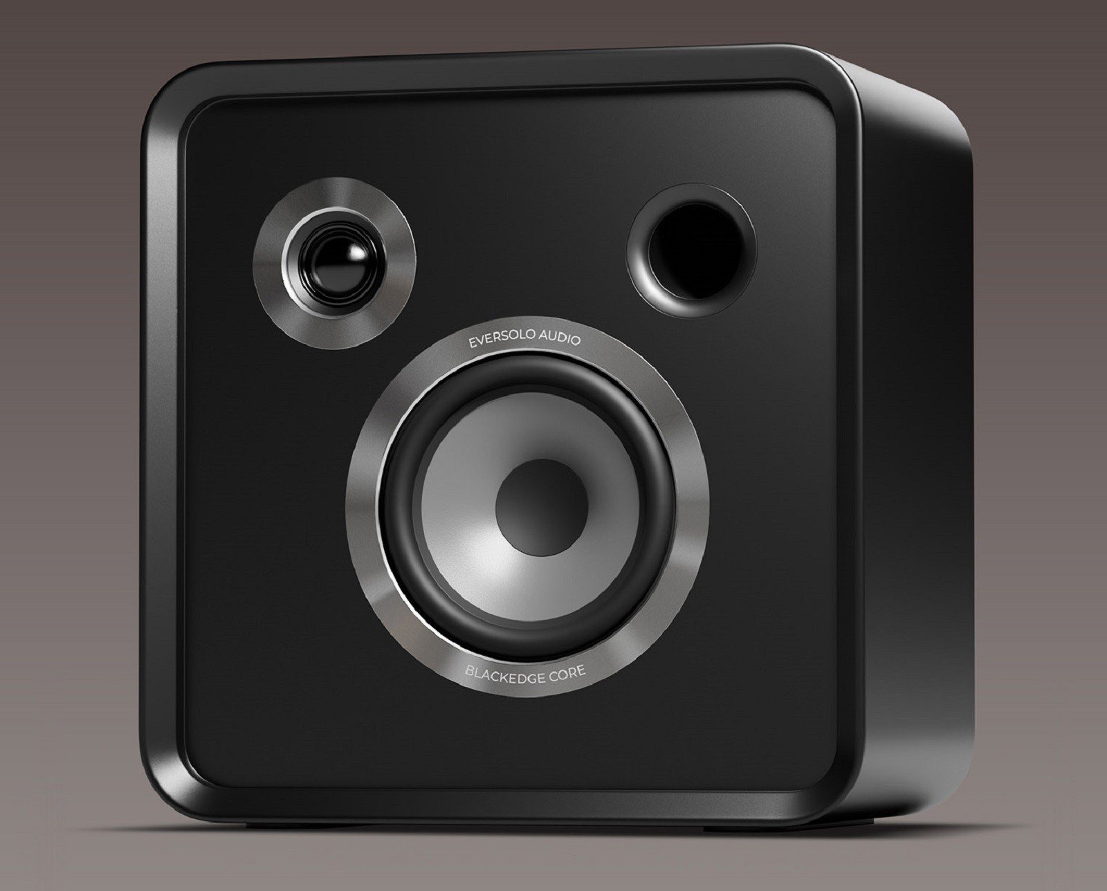 Eversolo states that the SE100 is carefully tuned to achieve a flat frequency response across its core frequency range of 55 Hz to 20 kHz (+/-3 dB).