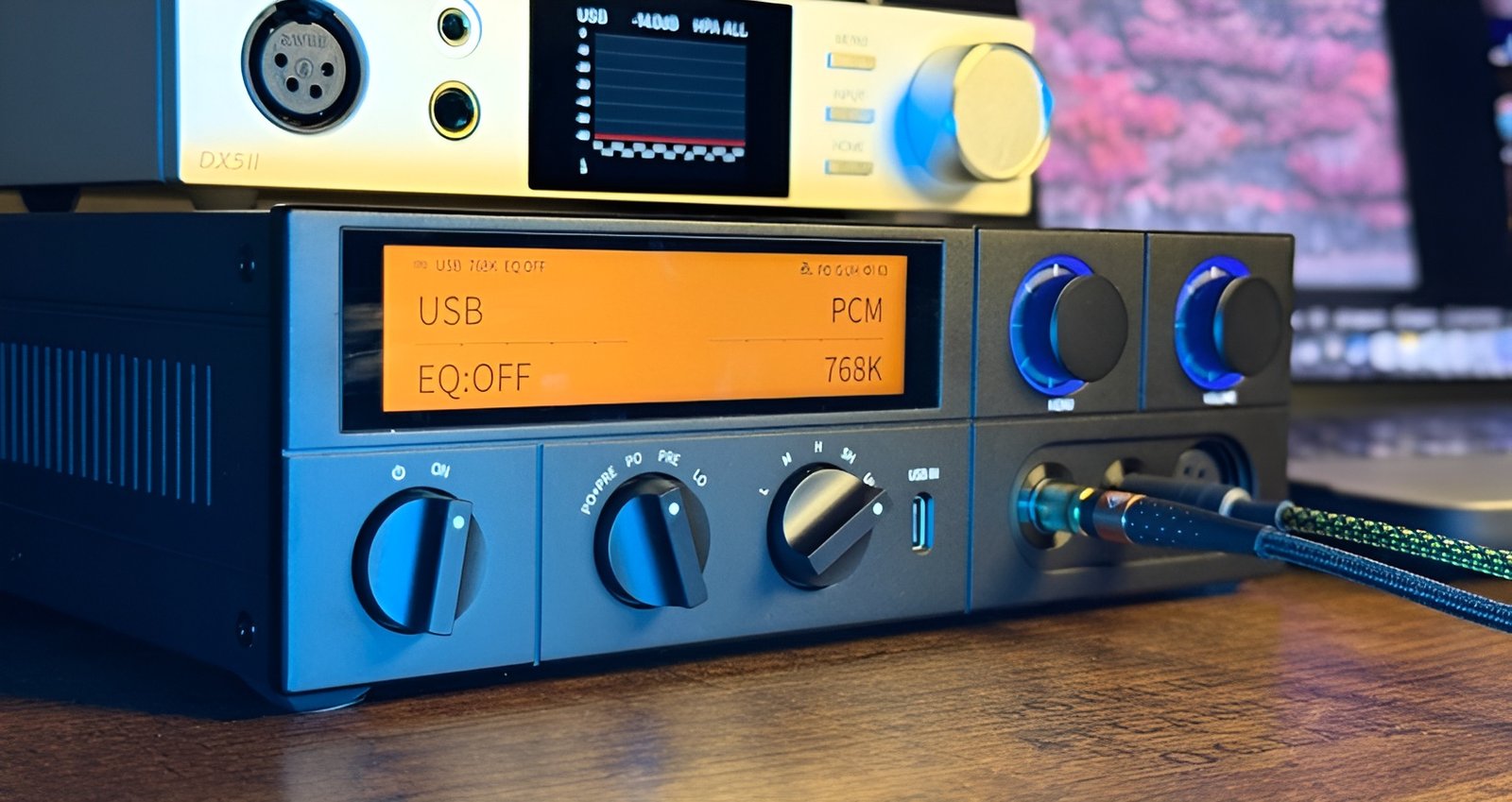 Designed for flexibility and enjoyment, the K17 fits seamlessly into both minimal desktop setups and full hi-fi systems.